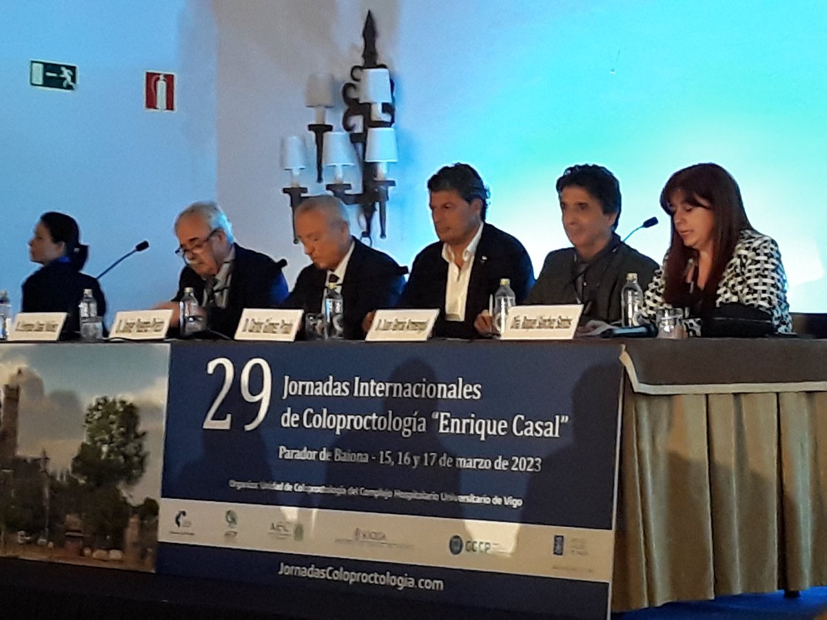 aecirujanos's tweet photo. Del 15 al 17 de marzo #cpbaiona23 ha reunido a #cirujanos nacionales e internacionales de prestigio para tratar diferentes temas sobre #coloproctología como la enfermedad de #Crohn, colitis ulcerosa, o las controversias en la cirugía del #cáncerdecolon. https://t.co/BdlP8D3S6t