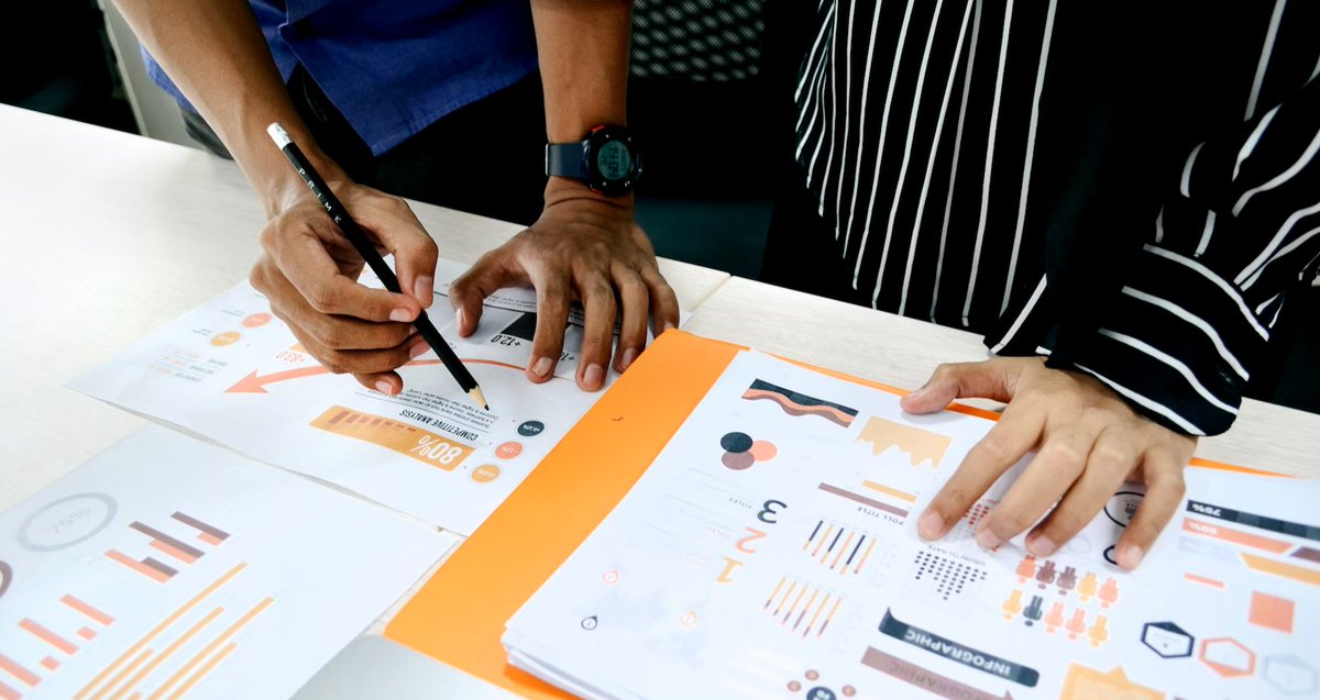 What type of data attracts and engages #SMBs the most? How can you make a business case for research-driven content? We’ve got the answers in a new Bredin Fastcast. Register now: bit.ly/3SWMJIL