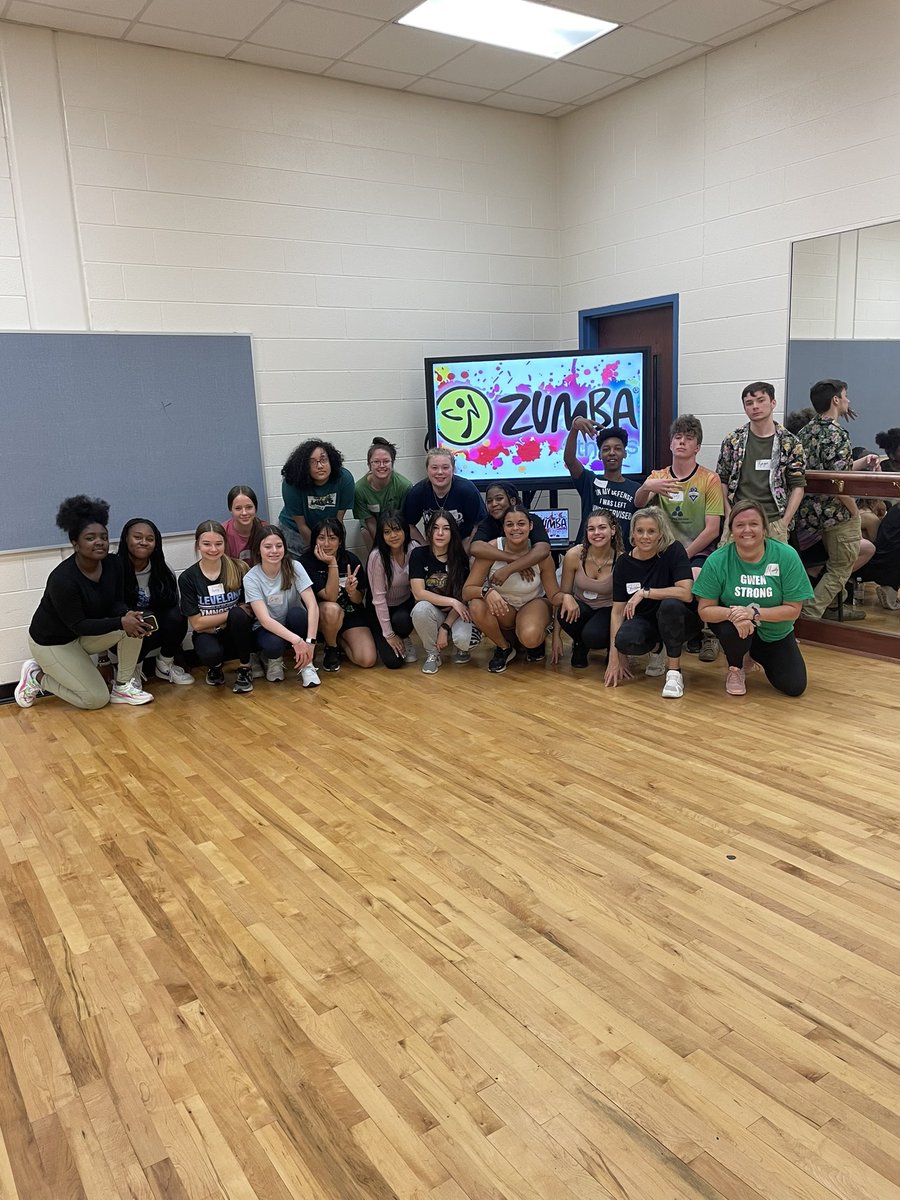 freakomom's tweet photo. Fruit smoothies! Yoga! Zumba!!
Cleveland Chooses!
We had a blast!
#Clevelandhigh #CvHS #Clevelandproud @ClevelandHighS1 @CVHSCounselors @TheOfficialCvHS https://t.co/slGhTyPmN4