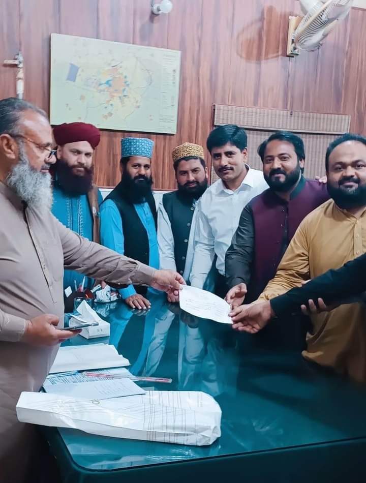 پسرور/پی ایس ٹی تحصیل پسرور کے صدر مہر محمد رضوان قادری صاحب امید وار برائے ایم۔پی۔اے حلقہ پی۔ پی۔40  سے مرکز کے حکم پر  لبیک کہتے ہوئے اپنے کاغذات نامزدگی جمع کرانے 
#PST