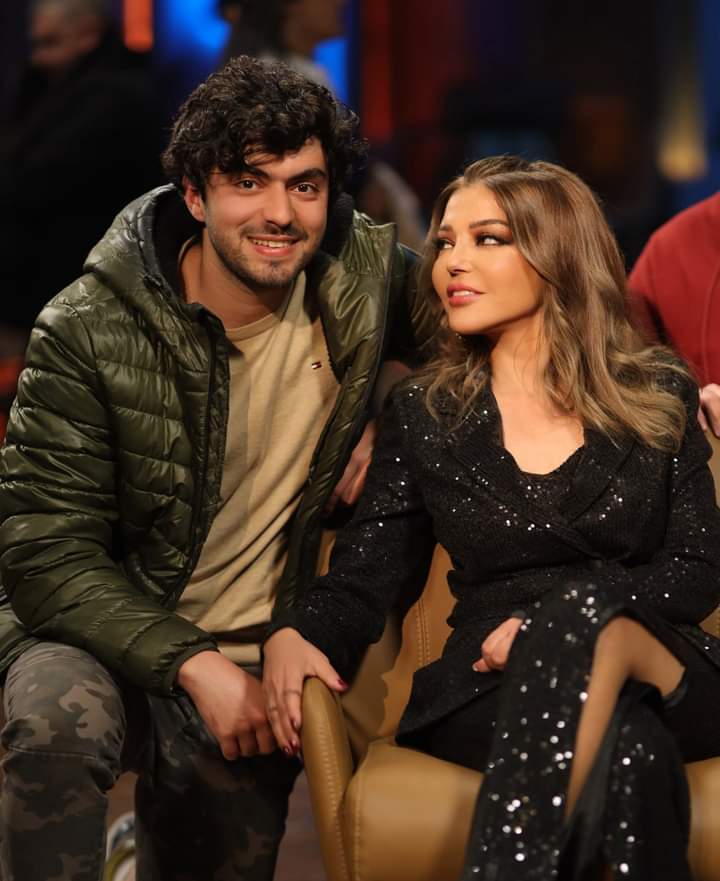 ربي يخليكم لبعض ويحفظكم  ❤
#samira_said
#سميرة_سعيد
#جمعه_مباركه