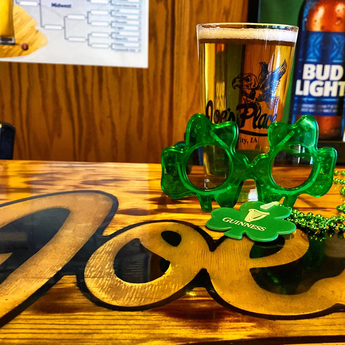 Get your green on. We’re ready. 🍀🍻
Joe’s opens at 11am today! 

#NeverACover
#JoesPlaceIC