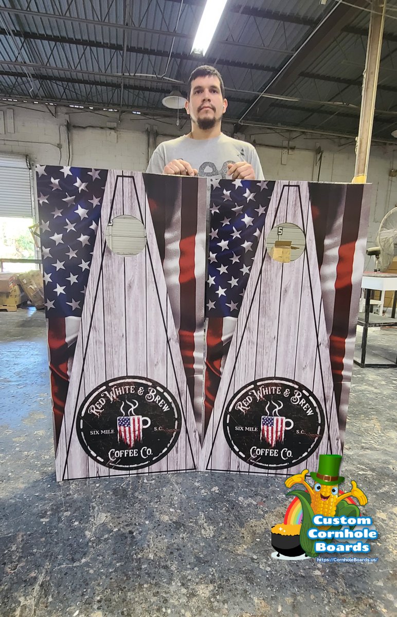 CornholeUSA's tweet photo. Cheers to the weekend! 🍻 Our cornhole board for Red White and Brew is a must-see - perfect for all you beer lovers out there. Let's celebrate with some green beer! 🍀 #CornholeFun #WeekendVibes https://t.co/CNktsD4UXK