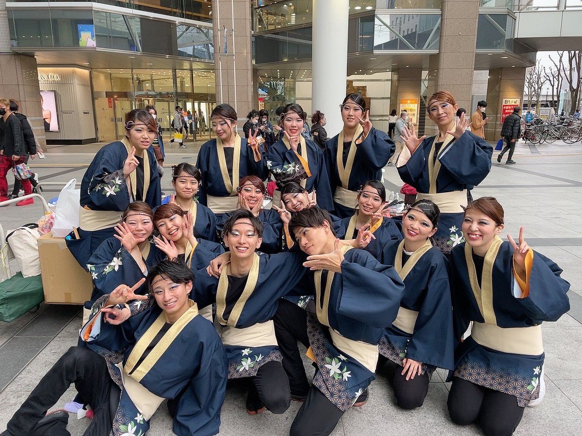 yosakoicocolo's tweet photo. 心結の物語は、最終章｢虹彩よさこい｣をもって完結致しました！
この10年、たくさんの人に出会い、たくさんのイベントに参加して来ました。
そこで得た繋がりは一生の宝ものです。
今後は皆様の記憶の中で永遠に踊り続けます。💃🕺🏻
心結を応援してくださった皆様、本当にありがとうございました！☺️ https://t.co/ZnbGZZNa1E
