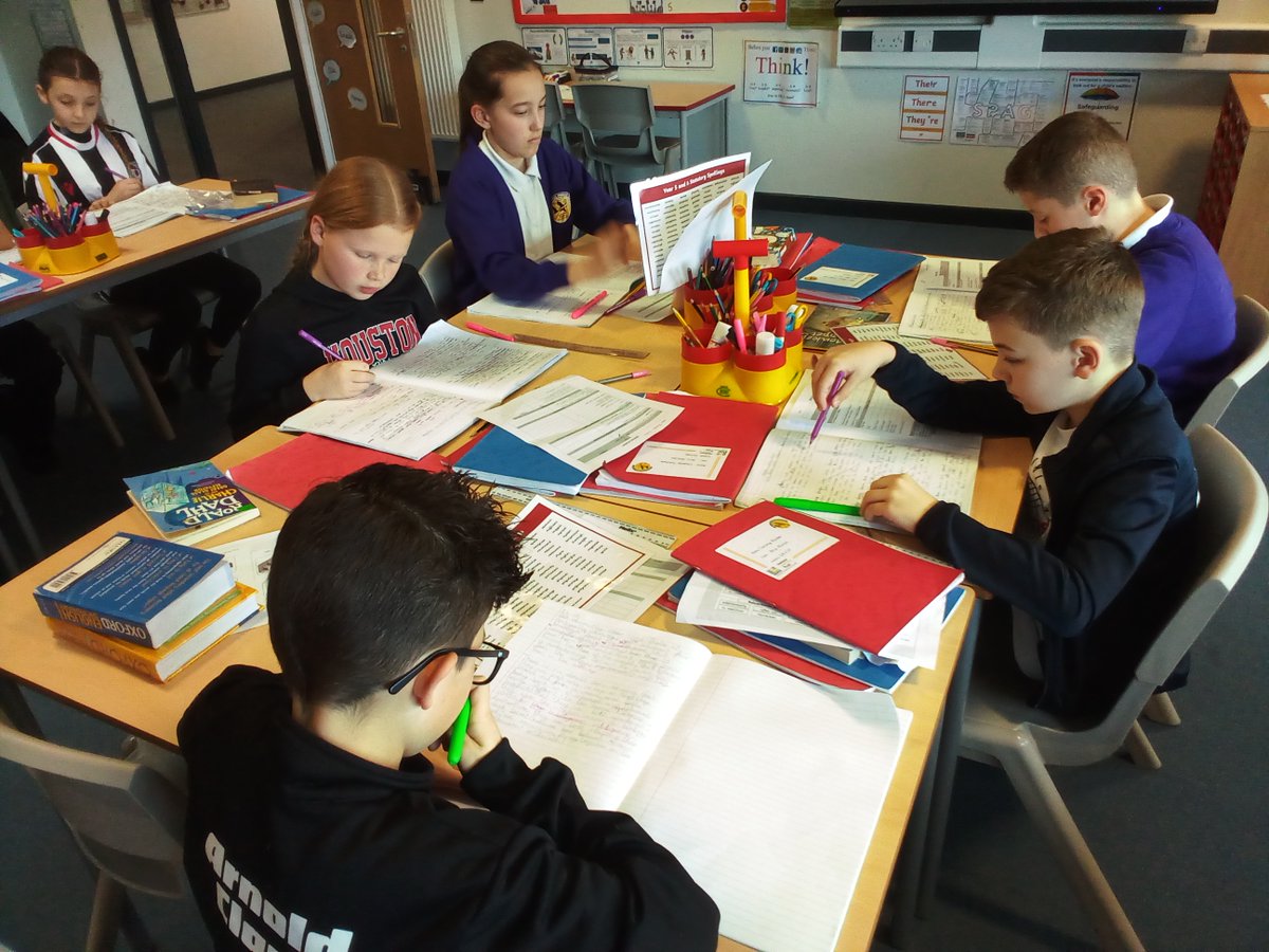 GCPYEAR6's tweet image. We have been busy editing our balanced arguments in #gcpliteracy this morning. @PrimaryGreat