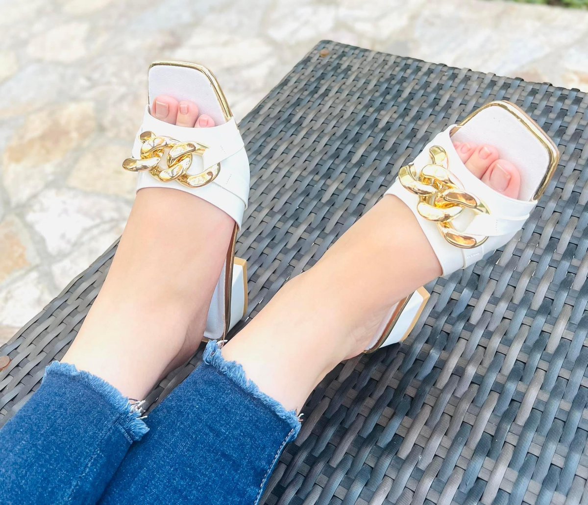 KamarStore's tweet photo. Solo este #Viernes Llévatelas a $19.99 🤩😱😍
#Moda #Tendecia #soloenkamar #HERMOSURAS #SeVanVolando🏃♀️ https://t.co/Tatc0A0vJF