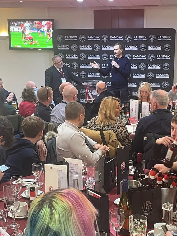 thesheff1000's tweet photo. Thank you so much to all at @SheffieldUnited for an amazing day last weekend! ♥⚔️

The club were incredibly kind, and it was great to have some lovely conversations about the work we do.

To learn more about the charity, please visit https://t.co/s45c1aHu5I

#SheffieldisSuper https://t.co/dxIqkuD6Em