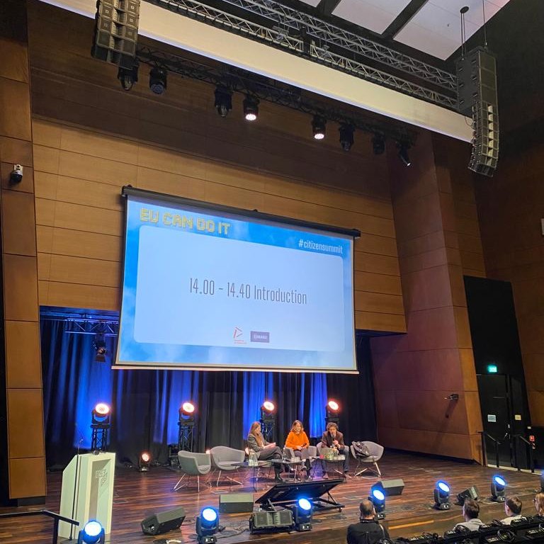 theeumans's tweet photo. We are live! #citizenssummit #EUcandoit https://t.co/ilJBhUsPIP