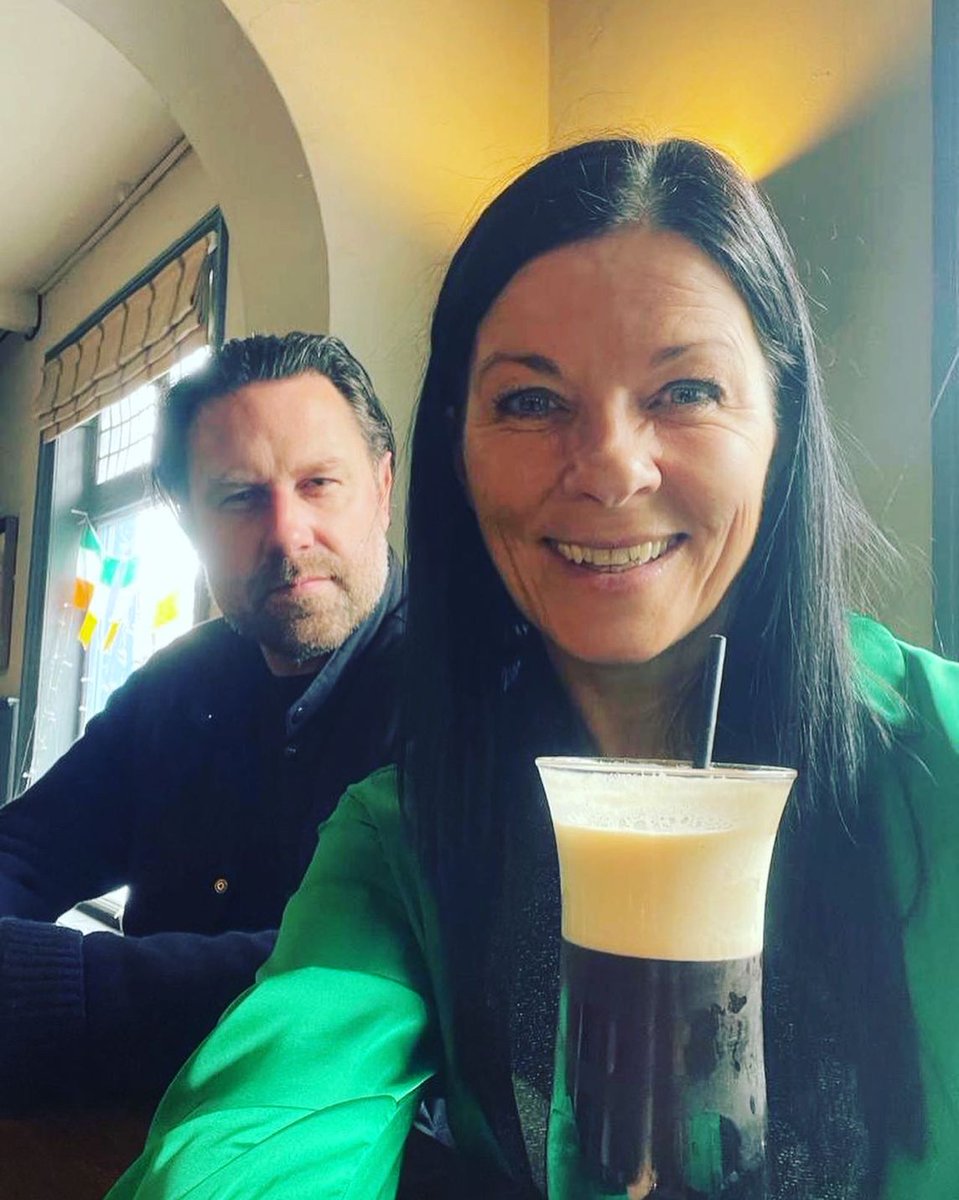 bladeztoyz's tweet photo. Happy St Patrick’s Day to our lovely Director Emma, and to everyone else celebrating St Patrick’s Day today, from the @bladeztoyz team! ☘️💚

#stpatricksday #irish #stpattysday #ireland #luckoftheirish #stpaddysday #shamrock #happystpatricksday #lucky #saintpatricksday https://t.co/4IfnJUbjIS