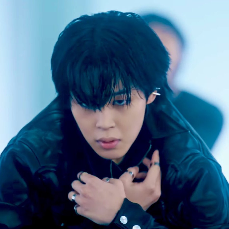 Qg_Barmys's tweet photo. 🔮 #JIMIN estabelece um novo recorde com seu novo lançamento solo 'Set Me Free Pt. 2', se junta a 'With You' como as músicas mais rápidas a alcançar 100 #1 na história do iTunes. 

Ambas as músicas são as primeiras a atingir esse marco em menos de 5 horas.

@BTS_twt #BTS https://t.co/81WHmrmpAt