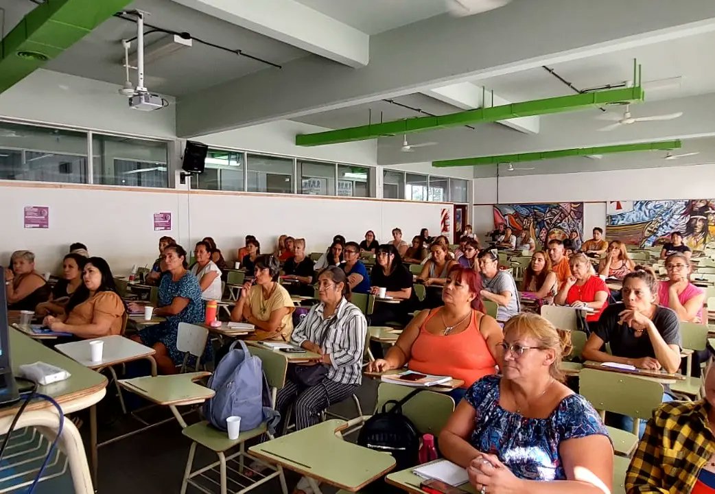 Mujeres y Género Tw tweet media