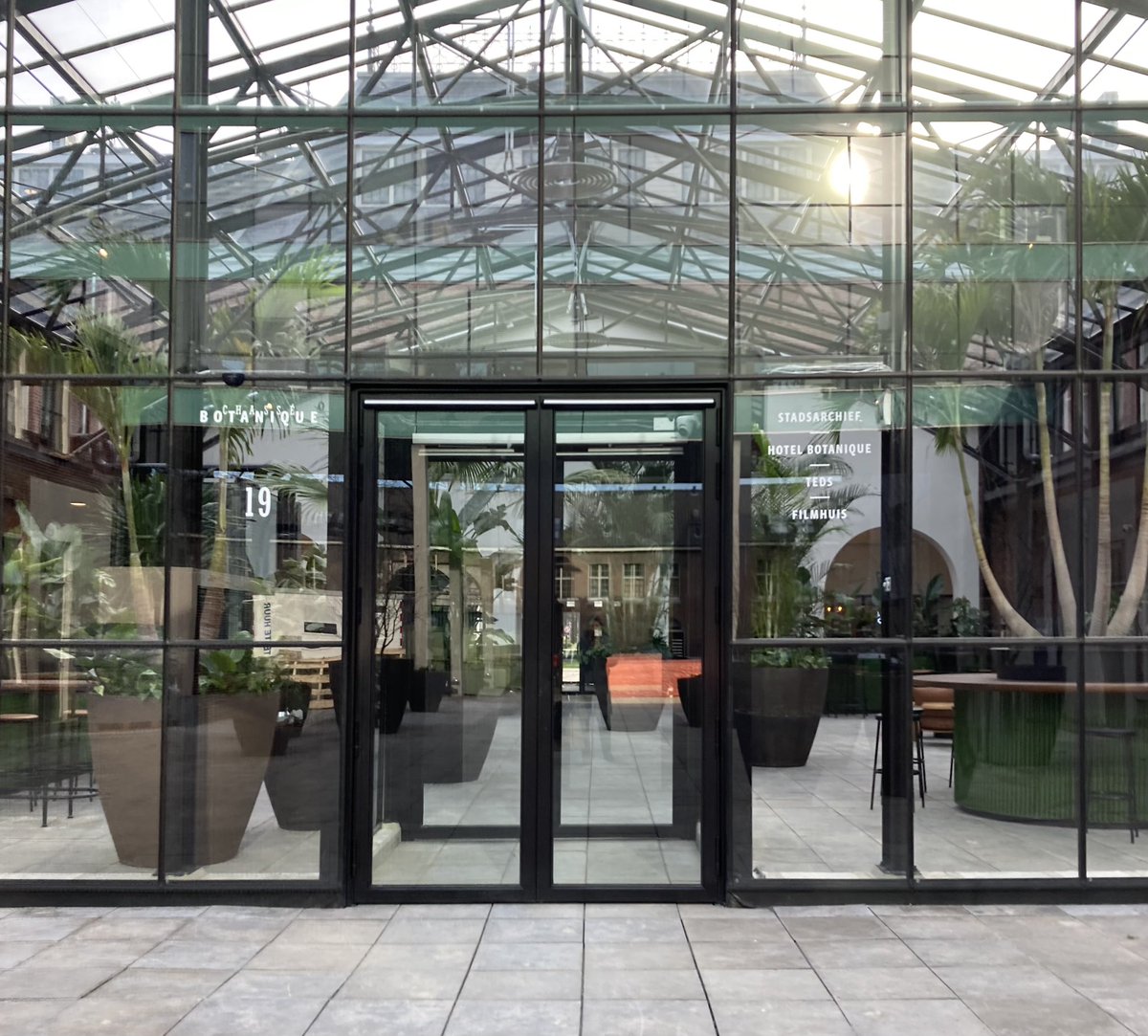 Breda is weer supermooie plek rijker! #BredaBotanique #Rijksmonument #Wonen #Hotel #restaurant #Filmhuis #Stadsarchief