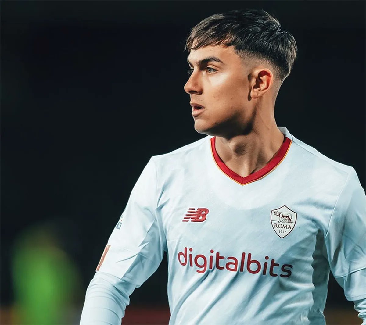 Manu 🐝 tweet media