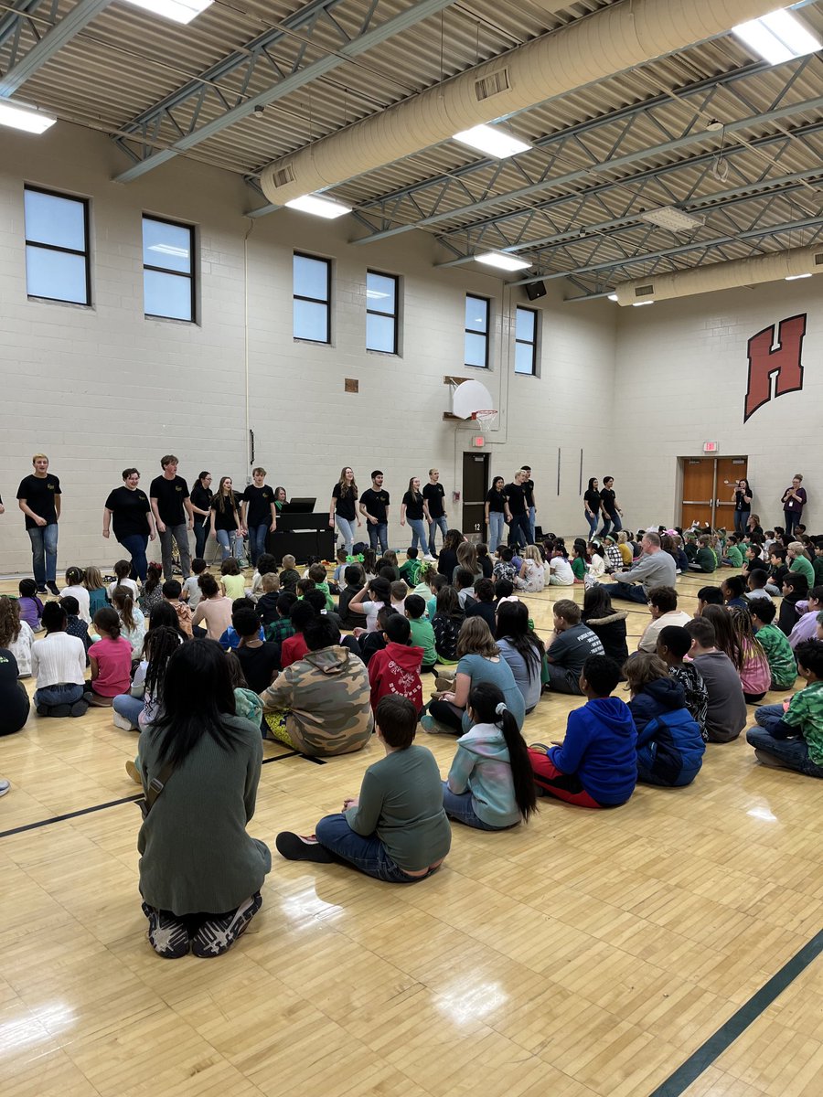 Holland High Vocal Dimensions performed for us this morning!!! Great job!!! #community #music