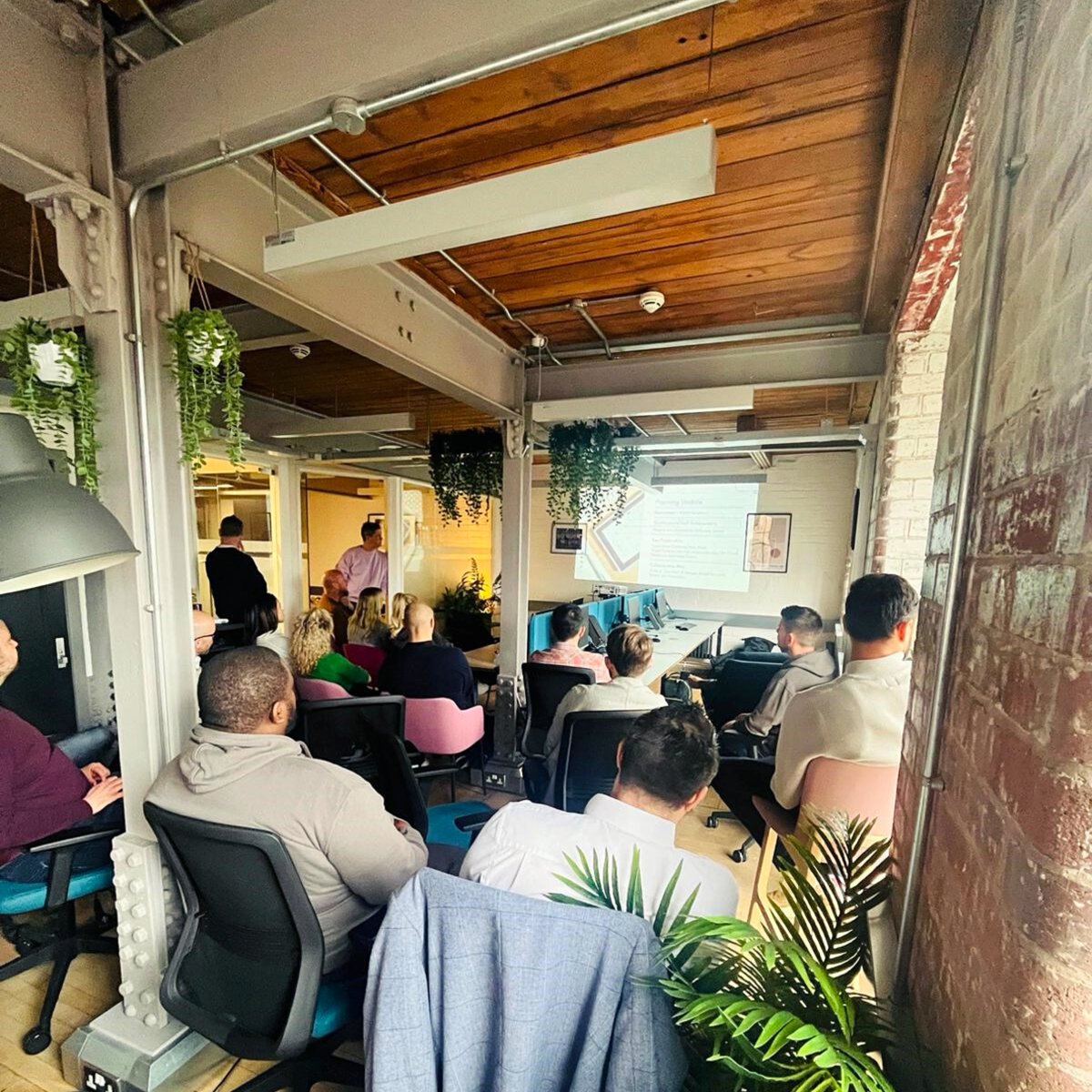 mosodi_uk's tweet photo. A great day yesterday at the Mosodi headquarters celebrating @Zerum_ , @1dayaweek1 &amp; @mosodi_uk  achievements in the first quarter and looking forward at some exciting new events &amp; opportunities over the coming year! #WatchThisSpace! https://t.co/SzuEcHw1cB