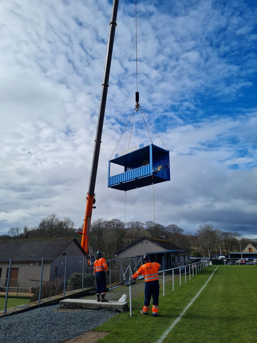 RothieRovers's tweet photo. 💛Stand Update💙
There’s been a lot of hard work this morning and we’re delighted with the safe arrival of both container stands!! We think they look great. A lot of thank you’s to go out, but we will do that separately. #monihrovers https://t.co/naWyNStILo