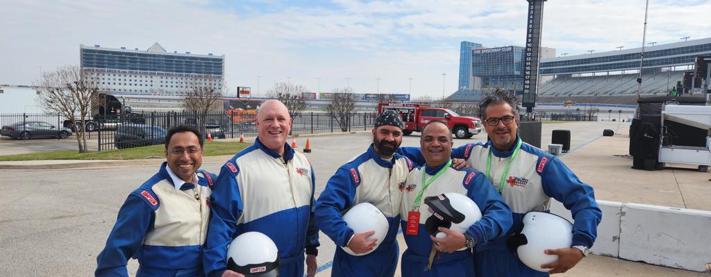 tech_mahindra's tweet photo. Here's a glimpse of @Tech_Mahindra's Advisor and Analyst Day!

We're grateful to our Advisors, Analysts, and Customers who helped in making this event a success.

Know more: https://t.co/mrgHJjFMgX

#NxtNow #TexasMotorSpeedway #AdvisorAndAnalystDay https://t.co/uFa2DOdViv