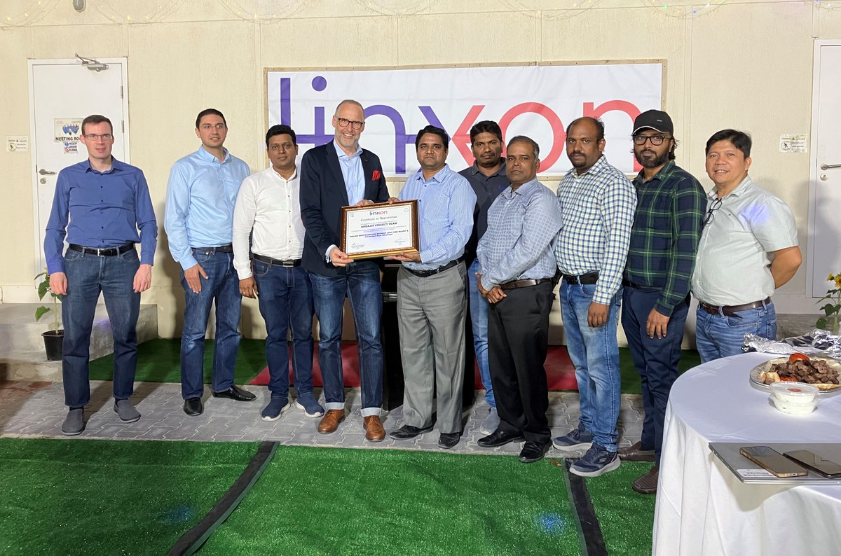 Linxon_Company's tweet image. Coming together as one collaborative team plays a major part of the global interaction at Linxon. Recently,  global leadership team came together with the local Middle East team to celebrate HSE achievements at the Dubai project sites Abraj and Sanad.
#safemanhours #epcsolutions