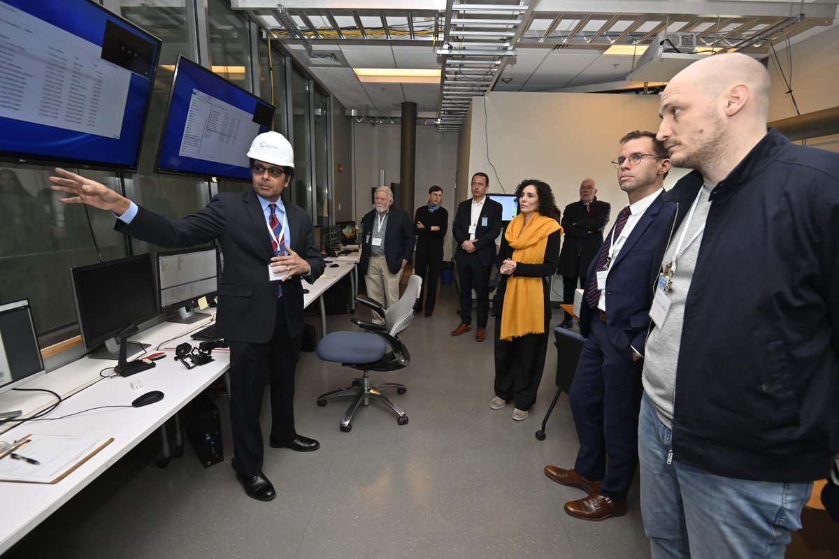 Consulate General of Belgium in New York (@belgiuminny) on Twitter photo What a pleasure to attend the Offshore Wind Event at the Massachusetts Clean Energy Center, where <a href="/hadjalahbib/">Hadja Lahbib</a> talked to industry leaders who shared with us exciting Belgian-American opportunities and developments in the US offshore wind market.
#offshore #belgiumintheusa What a pleasure to attend the Offshore Wind Event at the Massachusetts Clean Energy Center, where <a href="/hadjalahbib/">Hadja Lahbib</a> talked to industry leaders who shared with us exciting Belgian-American opportunities and developments in the US offshore wind market.
#offshore #belgiumintheusa