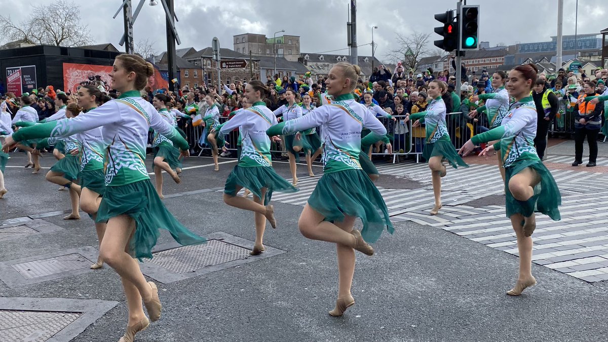 OSullivanJennie's tweet photo. Great life and spectacle… #Cork #stpaddysday https://t.co/KyYK2ulg1i