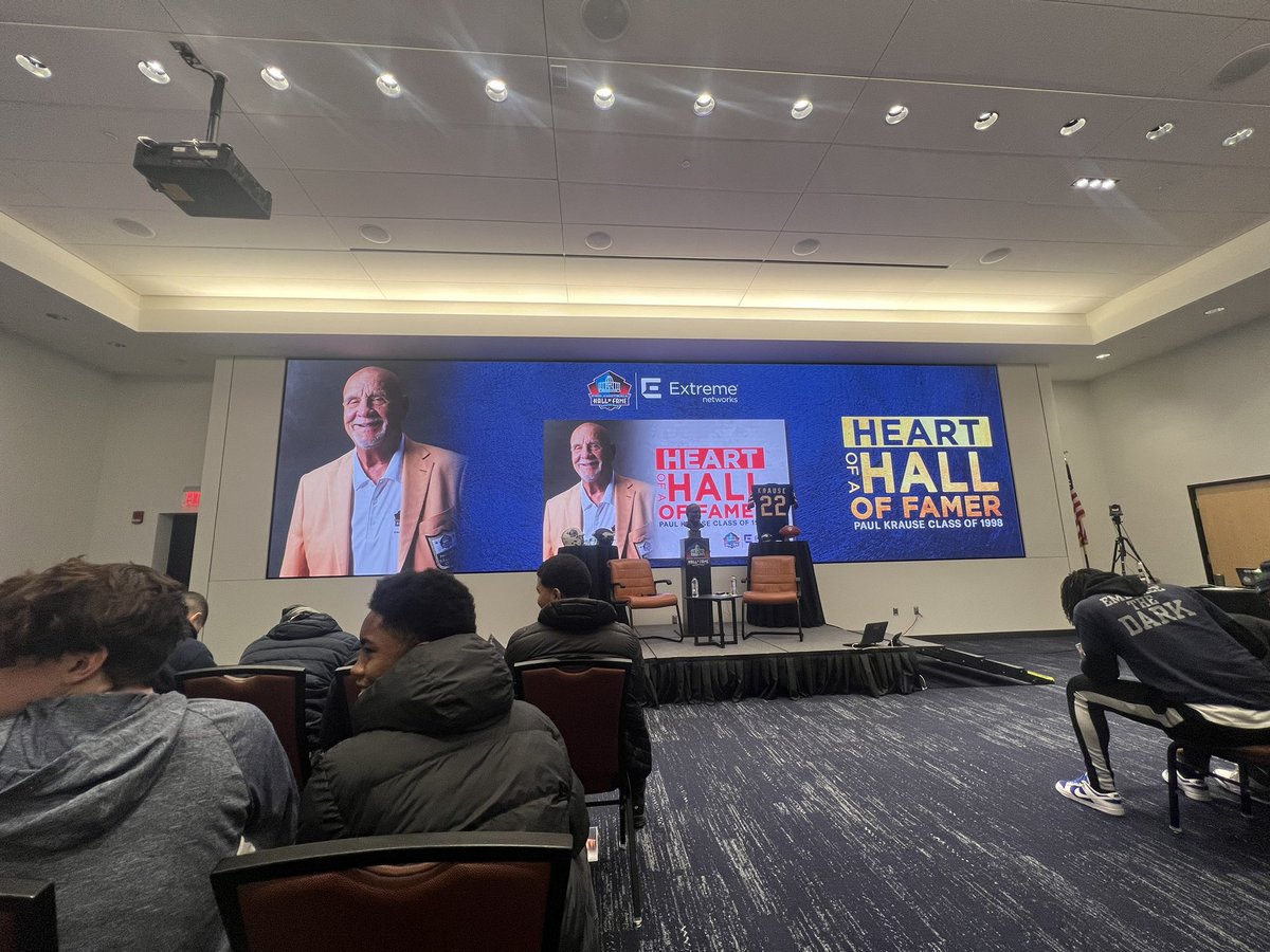 CoachCreel's tweet photo. This Tuesday I had to opportunity to take my FB TEAM to @ProFootballHOF to hear HOFer Paul Krause speak his time in the league….Thank you #HOFvalues @extremeNetworks @ProFootballHOF https://t.co/K24411ZyN7