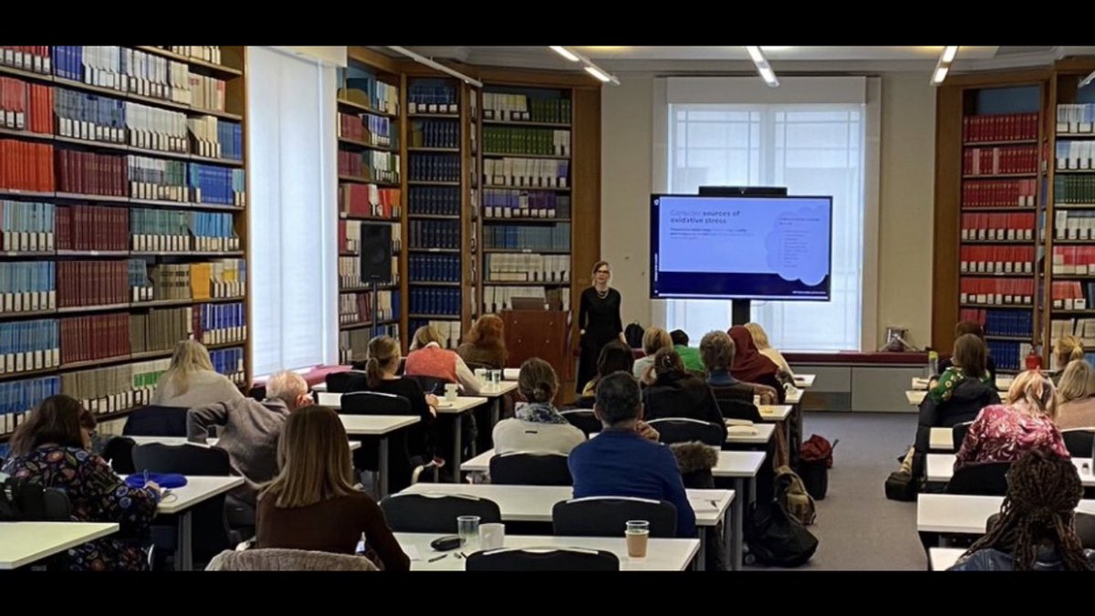 Lorraine Nicolle tweet media