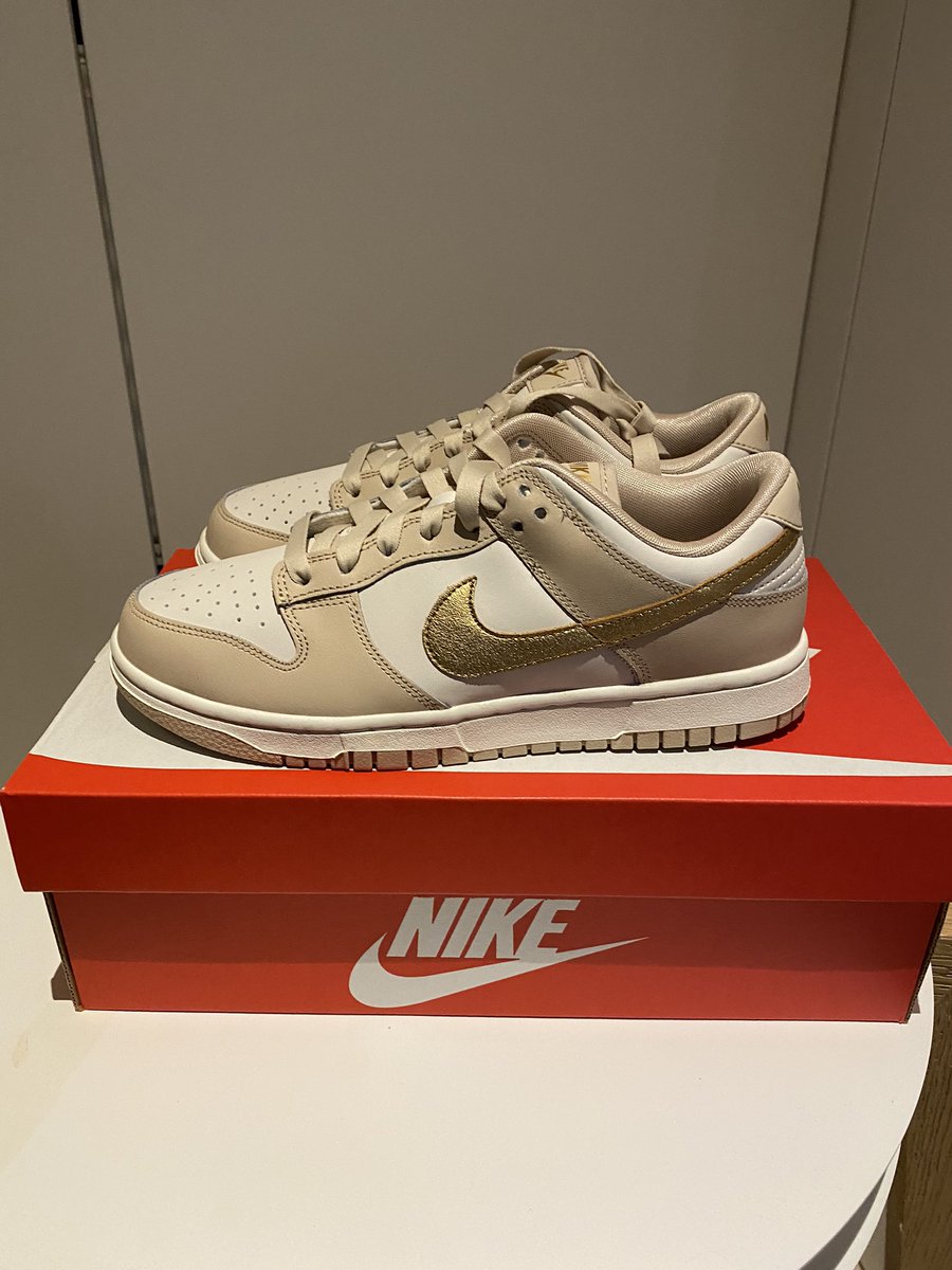 JustVal | SNKR'S tweet media