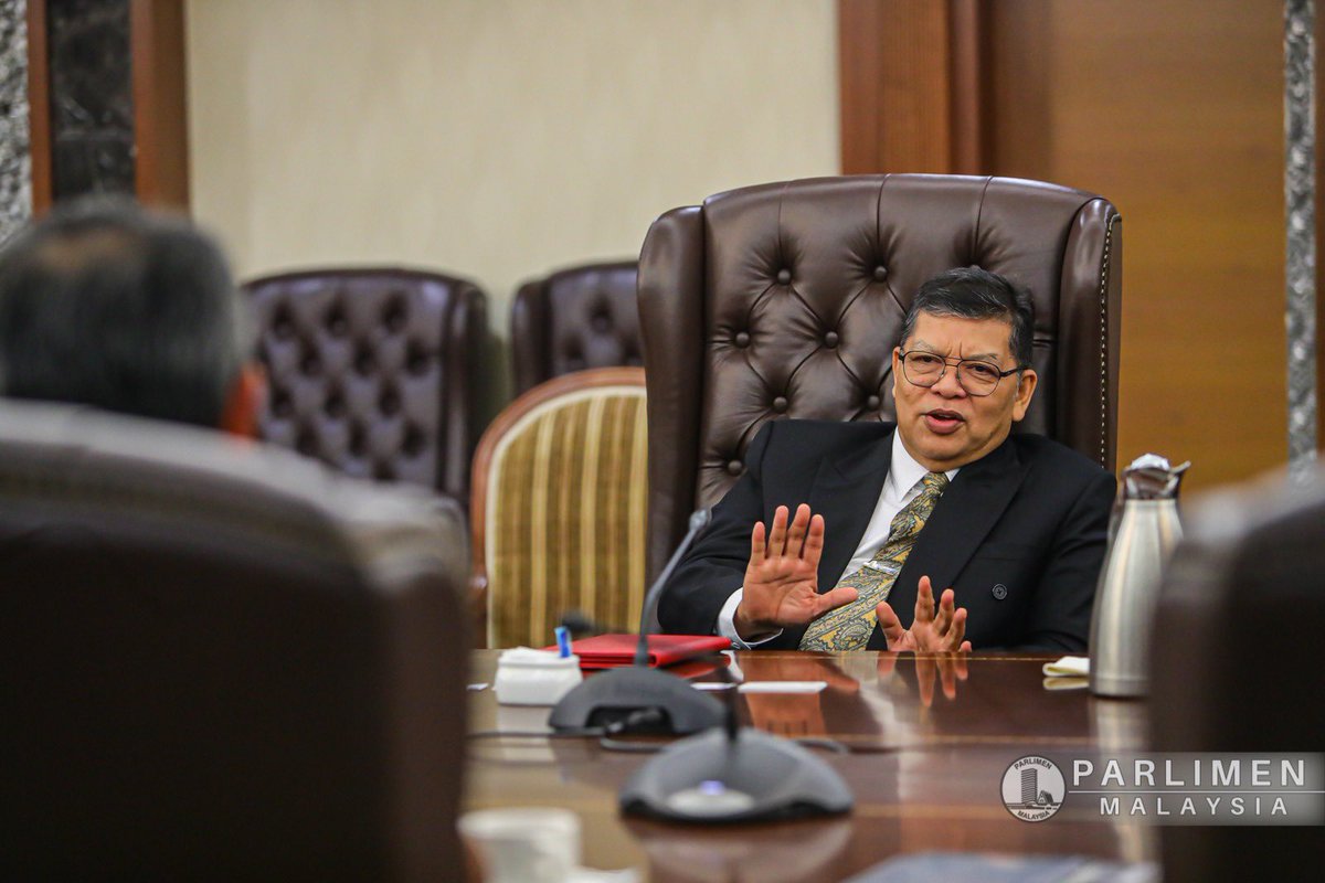 JohariAbdul_MY's tweet photo. Mendengar sudut pandang Bank Dunia petang tadi mengenai kepentingan pelaksanaan belanjawan negara yang lebih terancang dan selaras kepada keutamaan strategik Malaysia Madani. 

@WorldBank https://t.co/QRAGJu4ZTQ