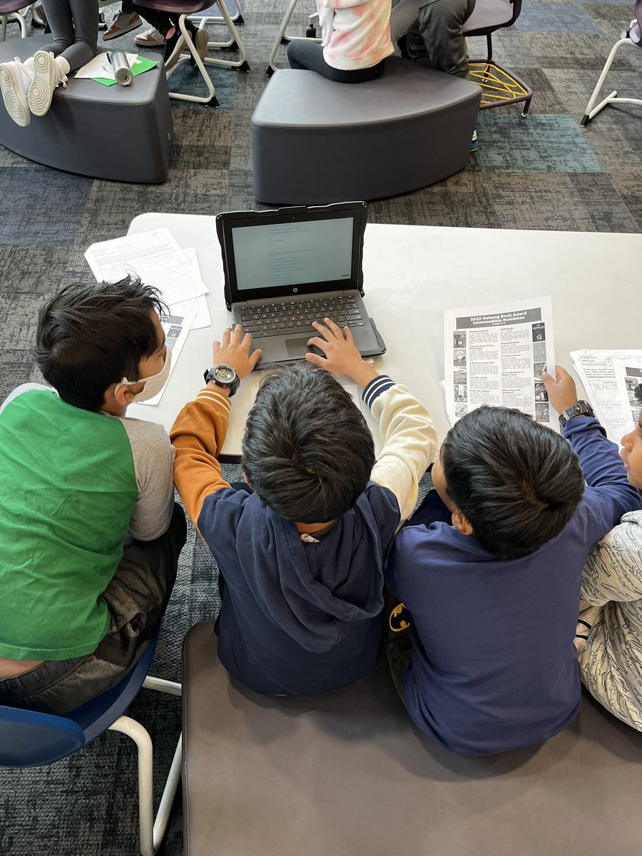 mrjperreault's tweet photo. Today, the fifth graders take their turn in the first round of the Nutmeg Book Bowl! #johnsonpride https://t.co/2iP2wXreZn