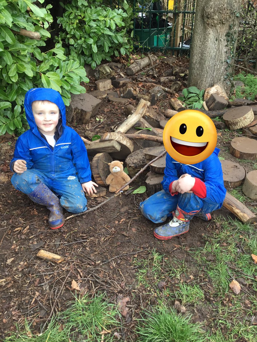 TJPrimary's tweet photo. In Forest School today, we made caves to link in with our story ‘We’re Going on a Bear Hunt.’ The bear looked very happy in the different caves. 🐻 #TJForestSchool #TJOutdoorLearning #TJReception #TJEnglish #RK https://t.co/1eEbeGmIe7