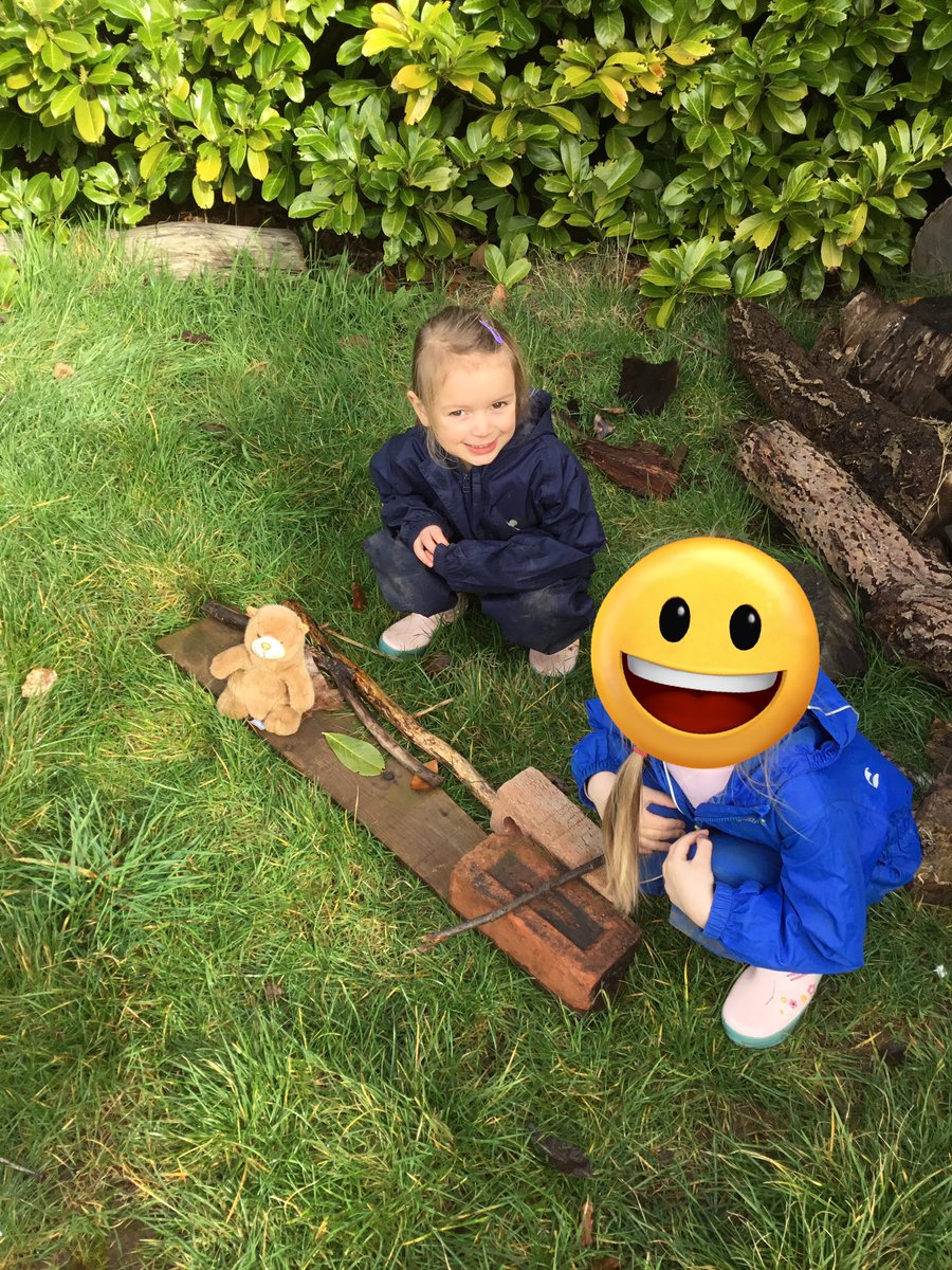 TJPrimary's tweet photo. In Forest School today, we made caves to link in with our story ‘We’re Going on a Bear Hunt.’ The bear looked very happy in the different caves. 🐻 #TJForestSchool #TJOutdoorLearning #TJReception #TJEnglish #RK https://t.co/1eEbeGmIe7