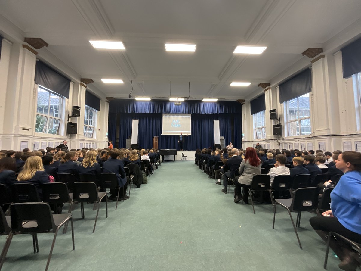 Varndean Books (@varndeanbooks) on Twitter photo A massive thank you to <a href="/PiersTorday/">Piers Torday</a> who came and visited our Year 7s last week. His passion for the reading, literature and the environment was incredibly inspiring ππ¦ #thelastwild A massive thank you to <a href="/PiersTorday/">Piers Torday</a> who came and visited our Year 7s last week. His passion for the reading, literature and the environment was incredibly inspiring ππ¦ #thelastwild