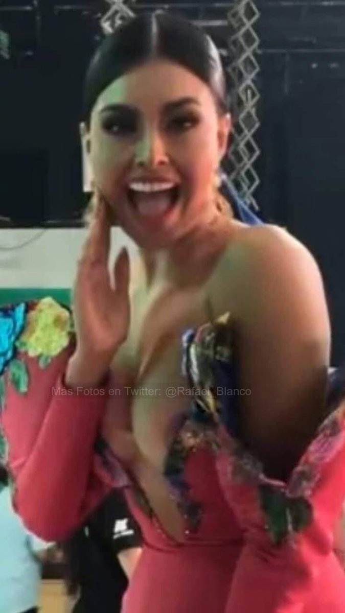 Rafael_Blanco's tweet photo. Kristal Silva Pezon Grande y Rico 🔥 https://t.co/Lvqd5vG1On