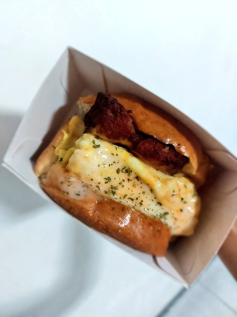 khizkee's tweet photo. Breakfast in a Box  

#EggStop https://t.co/BOVayRFSZn
