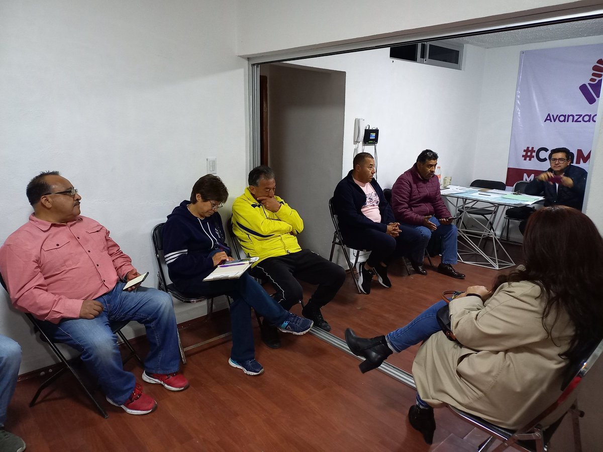 lic_borrego's tweet photo. Participamos en la reunión de organización de #AvanzadaMC_CDMX. Seguimos motivados apoyando a nuestro Carnal @m_ebrard https://t.co/22TaDDEli9