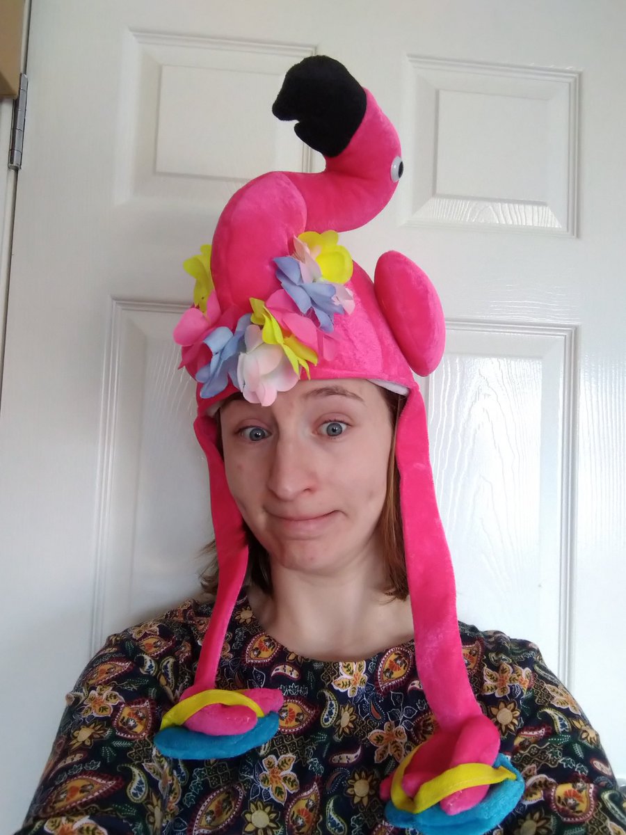 To <a href="/kalpenn/">Kal Penn</a> who burned me on <a href="/TheDailyShow/">The Daily Show</a> this week, for being socially rejected by my study's 🦩 #flamingos:

Bad form. I did everything I possibly could to fit in. 👇