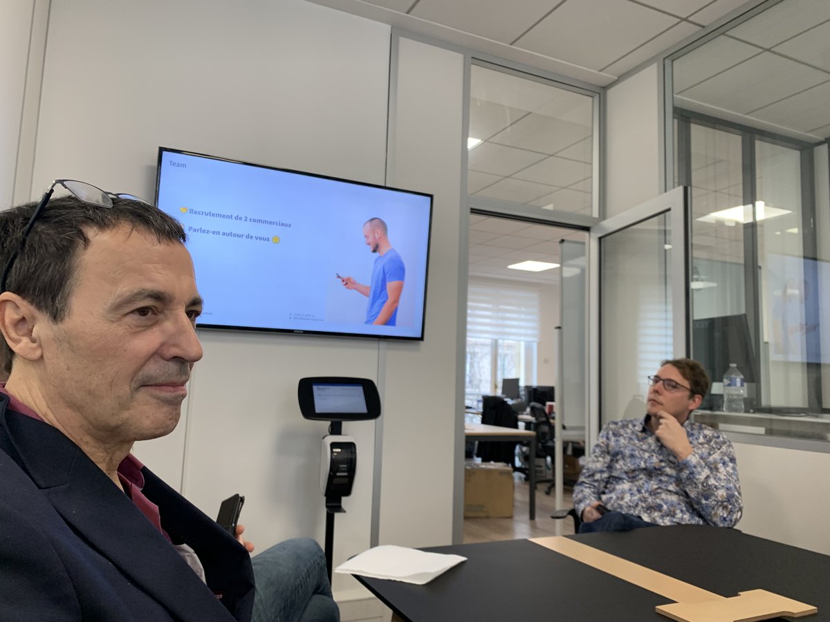 Hamilton_Apps's tweet image. [🏆BEST TEAM]
📸 Retour en images sur la réunion annuelle en début d’année :
 
🎯 Résultats 2022 : +60%💪💪💪
 🚀 12 releases de la plateforme #Hamiltonapps l’an dernier.
📈 Les perspectives 2023.

#digitalworkplace #workspace #safeware #deskbooking #officemanager #smartworkplace