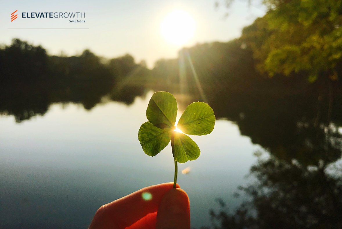 TracyWinklerE2G's tweet image. Happy St. Patrick's Day everyone! ☘️
As an EOS Implementer, I believe every business can find its pot of gold by implementing the Entrepreneurial Operating System.
#EOSLife #StPatricksDay #Implementer #EOSImplementer #EOSStrategy #BusinessTools #EntrepreneurialLife