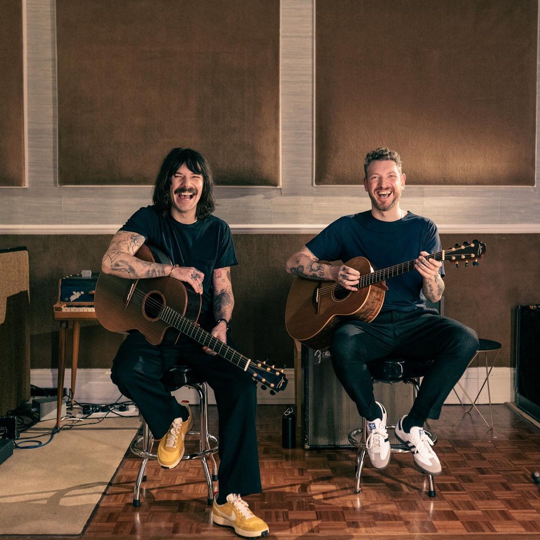 snowpatrolnews's tweet photo. Nathan's new single #Fires is out today!
It features #SimonNeil from #BiffyClyro, and it's part of the album #TheStrangerOrderofThings, that will be out April 21.
You can hear on the streamings.
@LittleMatador @snowpatrol @thirdbarbelfast https://t.co/M8IoKGitye