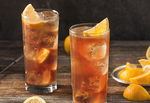 woofknight's tweet photo. The McFly
1.5 parts Firefly Sweet Tea Vodka
1/2 part Irish Whisky
2 parts lemonade
Combine over ice in a rocks glass. Garnish with lemon. 
#FireflySpirits #StPatricksDay #WerewolfChef https://t.co/DlZZNW6XZC