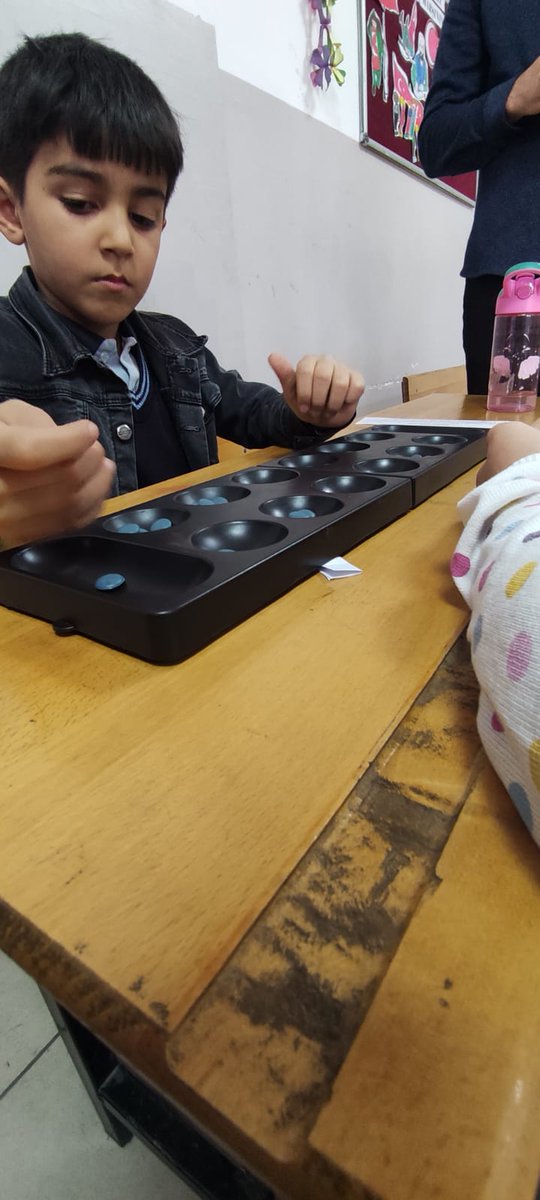 Okulumuzda yapılan Mangala Turnuvasında dereceye giren öğrencilerimizi ve turnuvaya katılan öğrencilerimizi tebrik ediyoruz.Mangala Turnuvasında Dereceye Giren Öğrencilerimiz;
1-Ali Rıza TERZİ
2-Sami Yusuf ÇELİK
3-İrem Su KARATAŞGÜLER
@hkmt_korkmaz <a href="/s__karakurt/">Selahattin Karakurt</a> <a href="/omertekesmia/">Ömer TEKEŞ</a>