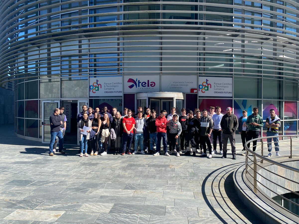Hoy nos han visitado los alumnos del Grado Medio de #Soldadura y el Grado Superior en #Automatización y #Robótica #industrial  del IES Ntra. Sra. de los Remedios. 

Hemos contado con la participación de <a href="/DeduceDS/">Deduce Data Solutions</a> y <a href="/Sodercan/">SODERCAN</a> que han dado dos charlas sobre emprendimiento 🔝🔝