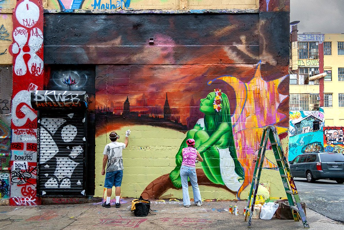 JamesandKarla's tweet photo. #5ptz #5pointz #graffiti #brokenwindows #burningnewyork #graffitinyc https://t.co/RrEBUUuQk2