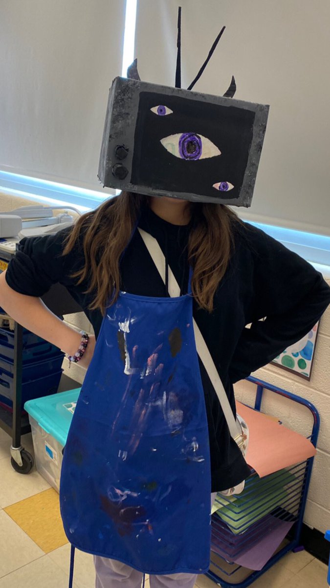 FJHSart's tweet photo. Art club is having fun with cardboard sculpture #cridgepride https://t.co/YVjkOidiwL