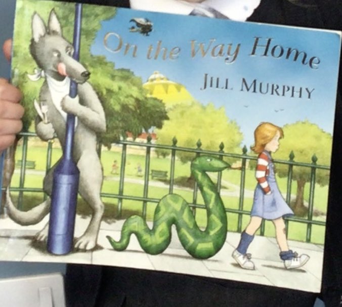 PatnaPS_ECC's tweet photo. Our book review this week comes from Luna in P1. She would like to recommend On The Way Home. She would recommend this to others as it is funny! #readingforpleasure https://t.co/S0FBHHRSLN