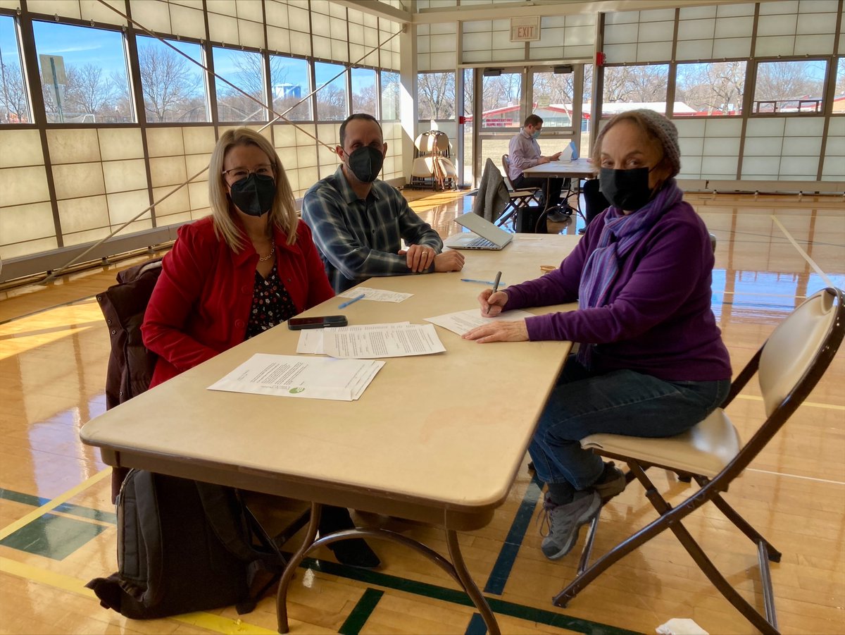 Last week, Kirkland held a pro bono power-of-attorney clinic at the Levy Senior Center in Evanston, Illinois, in partnership with the <a href="/CDEL_Law/">Center for Disability & Elder Law</a> and our client <a href="/Syntellis/">Syntellis Performance Solutions</a>. Our attorneys helped a number of individuals complete their power-of-attorney documents.