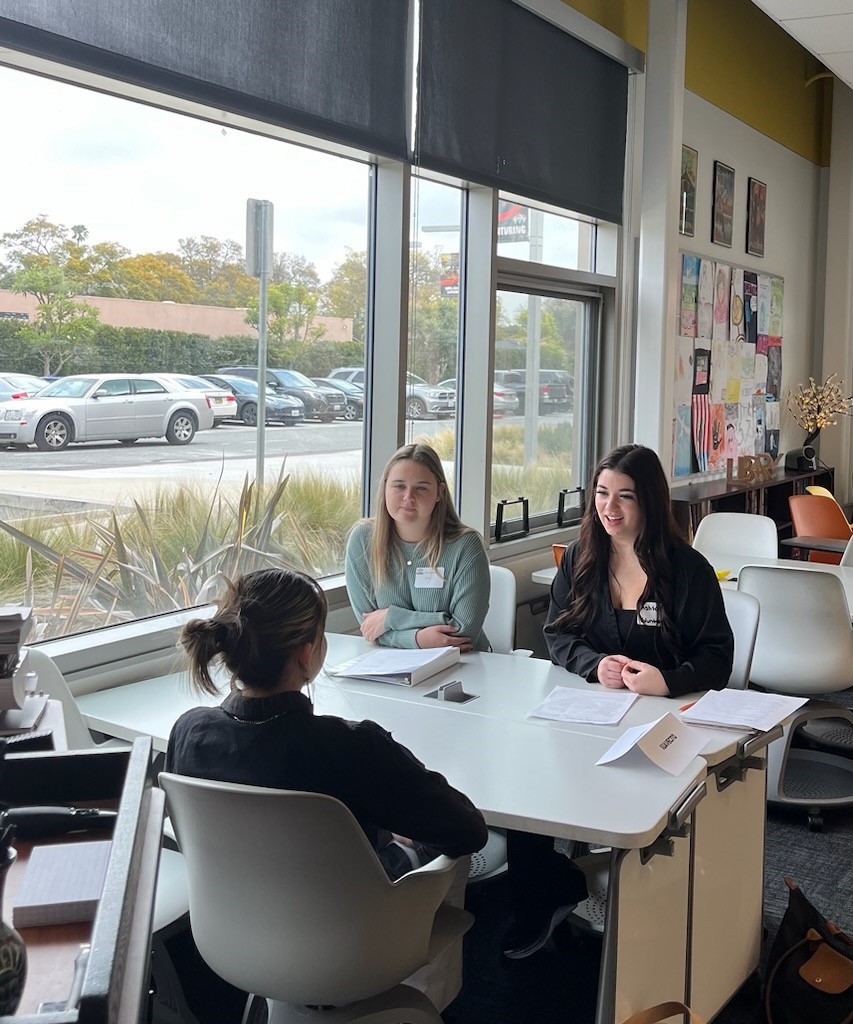 Members of Adolescent and Childhood Experience (ACE) Lab, directed by <a href="/JodiQuas/">Jodi Quas</a>, a <a href="/UCIrvine/">UC Irvine</a> professor of psychological science, recently interviewed students at the @SamueliAcademy for paid summer internships.