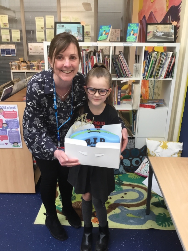 dean_primary's tweet image. Last week, a child in year 4 celebrated her 1st year diaversary. On Wednesday, Amanda from the children's diabetes team came to celebrate and share the journey she has faced throughout the year with the whole class. We also celebrated with a fantastic cake. #type1warrior