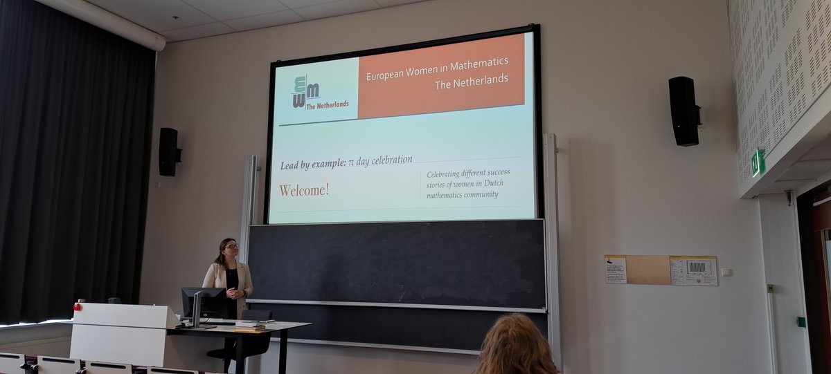 We started our "Lead by example" event! #WomenInSTEM #womeninscience
