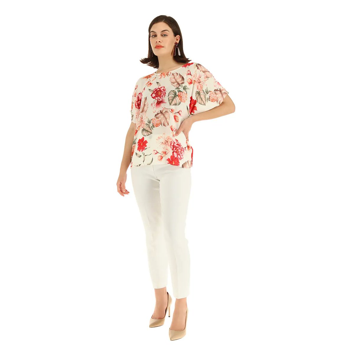 AlexisModa's tweet photo. Una blusa perfecta para disfrutar el calorcito #SoyAlexis #MujerAlexis #Moda #Estilo #LookAlexis #ALEXISTIERRA #Primavera2023 #DeVentaEnSuburbia #Suburbia #EstrenaMás https://t.co/7QGDNHkxtv